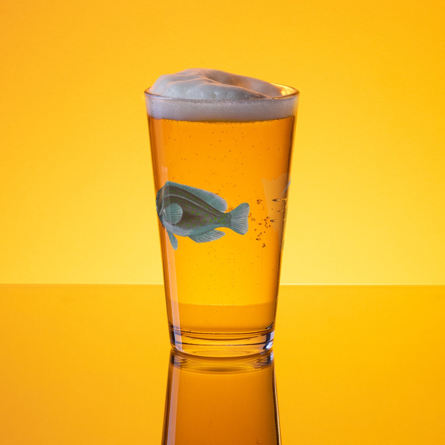Shaker pint glass FISH