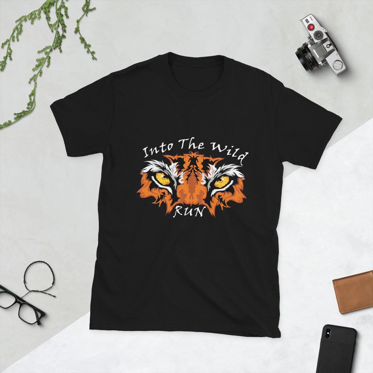 Camiseta unisex de manga corta INTO THE WILD