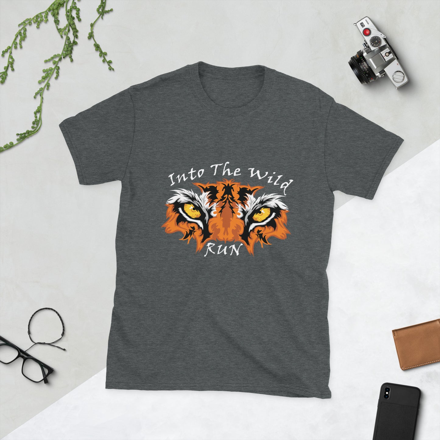 Camiseta unisex de manga corta INTO THE WILD