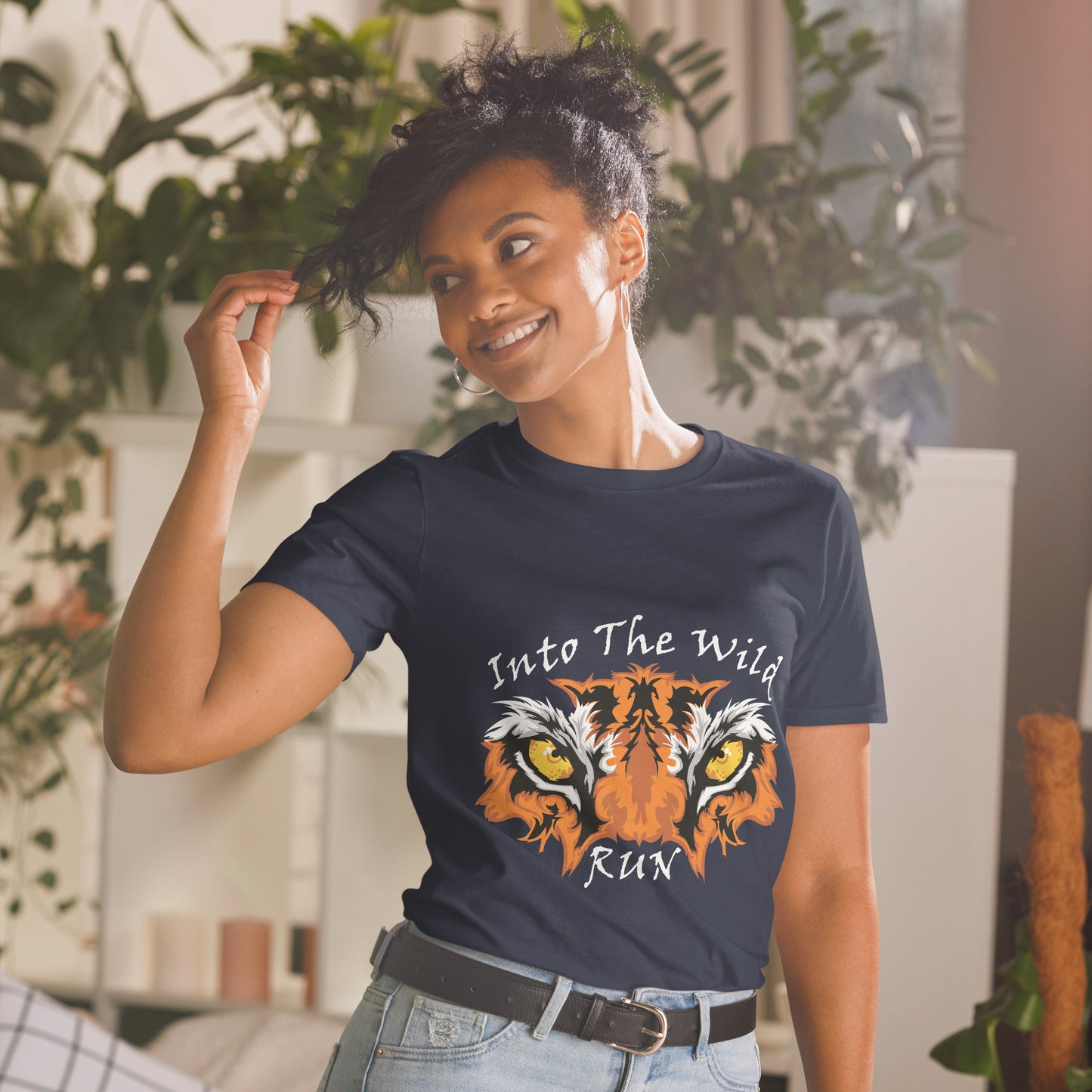 Camiseta unisex de manga corta INTO THE WILD