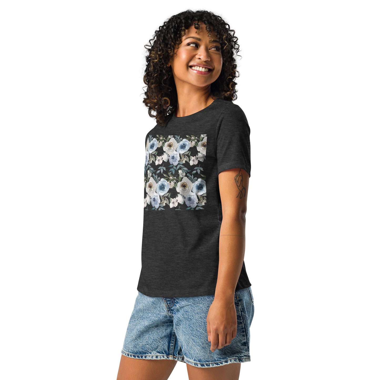 Women's Relaxed T-Shirt BLUE FLOWERS