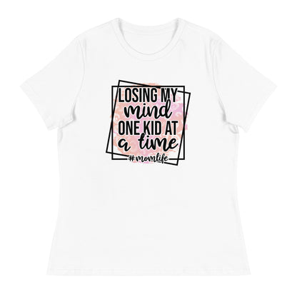 Дамска спокойна тениска LOSING MY MIND